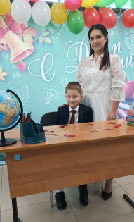 Ксения "Первый раз, в класс"