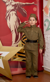 Макар Савинов