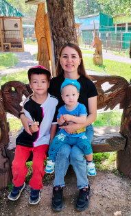 Христина, Максим и Михаил