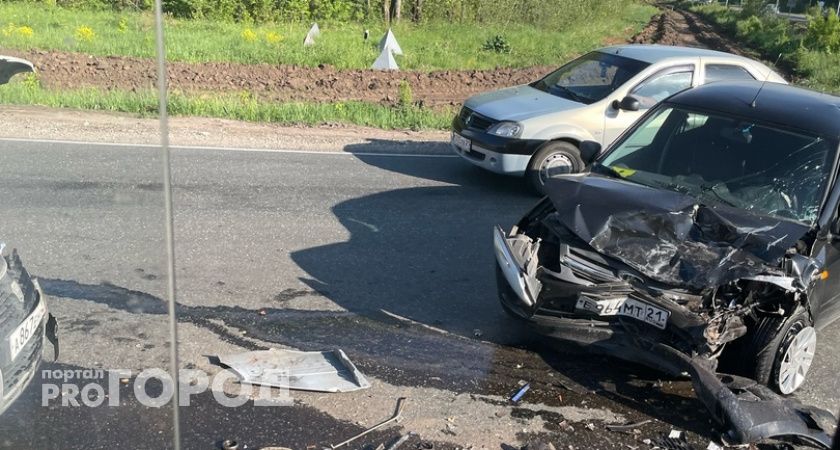 На повороте дороги Новочебоксарск-Марпосад произошло ДТП с пострадавшими