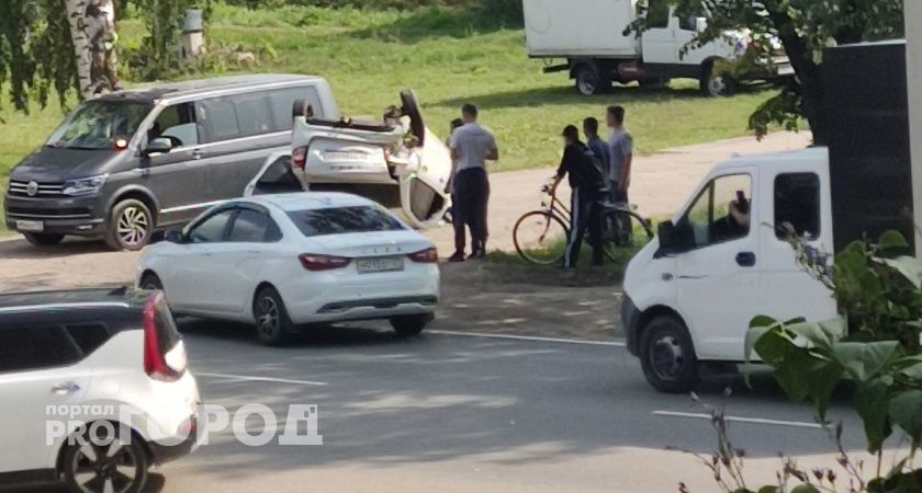 В Новочебоксарске произошло ДТП с переворотом авто