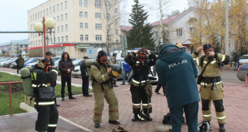 В Чувашии обсудили подготовку к командно-штабной тренировке по гражданской обороне