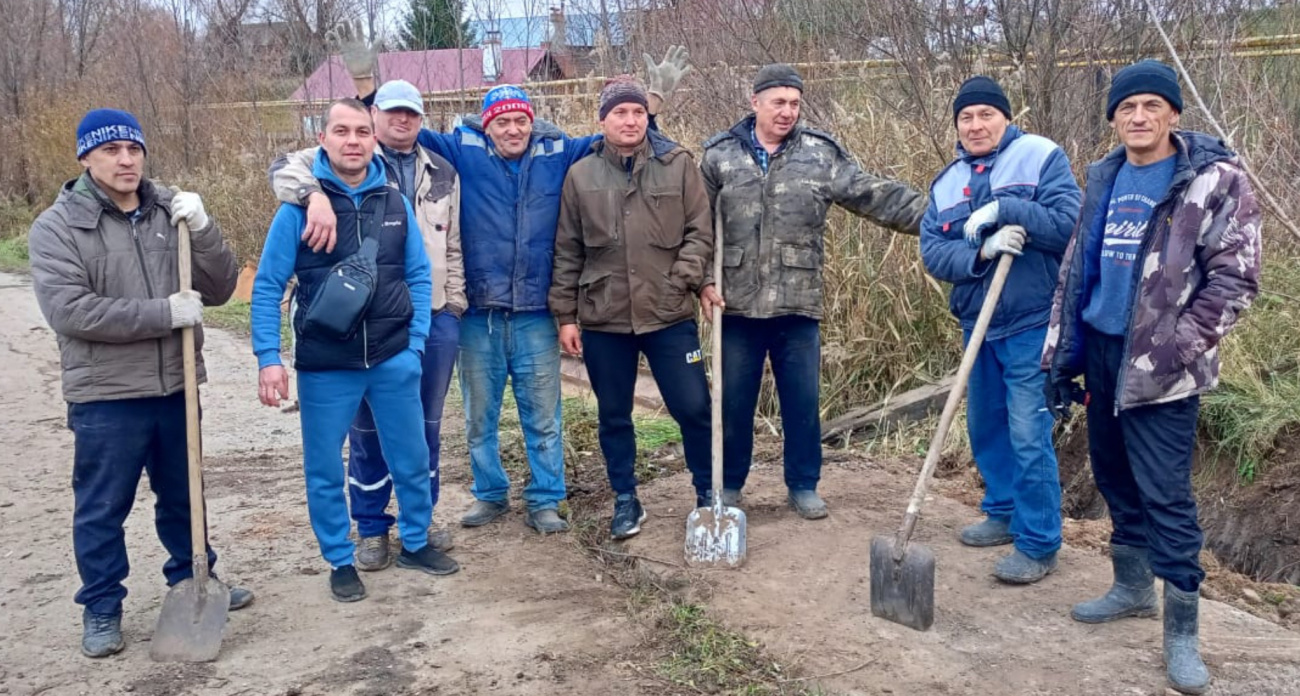 Жители чувашской деревни за три недели построили мост вместо рухнувшего