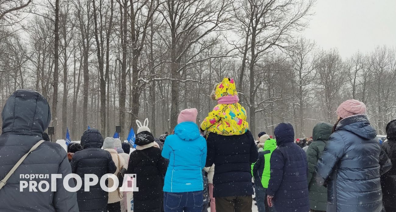 Семье из ХМАО нужно 2 года на первый взнос по ипотеке, а крымчанам - 8 лет