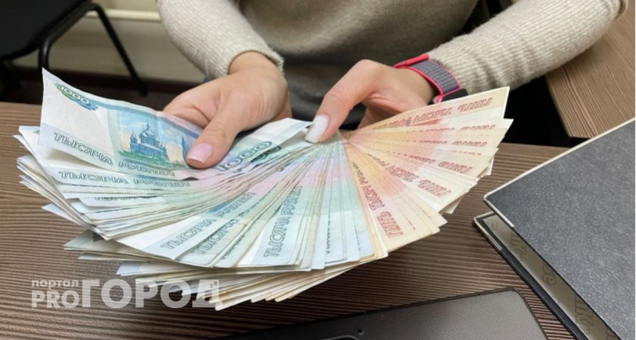 Отчаявшаяся жительница Коми девять месяцев не могла получить зарплату