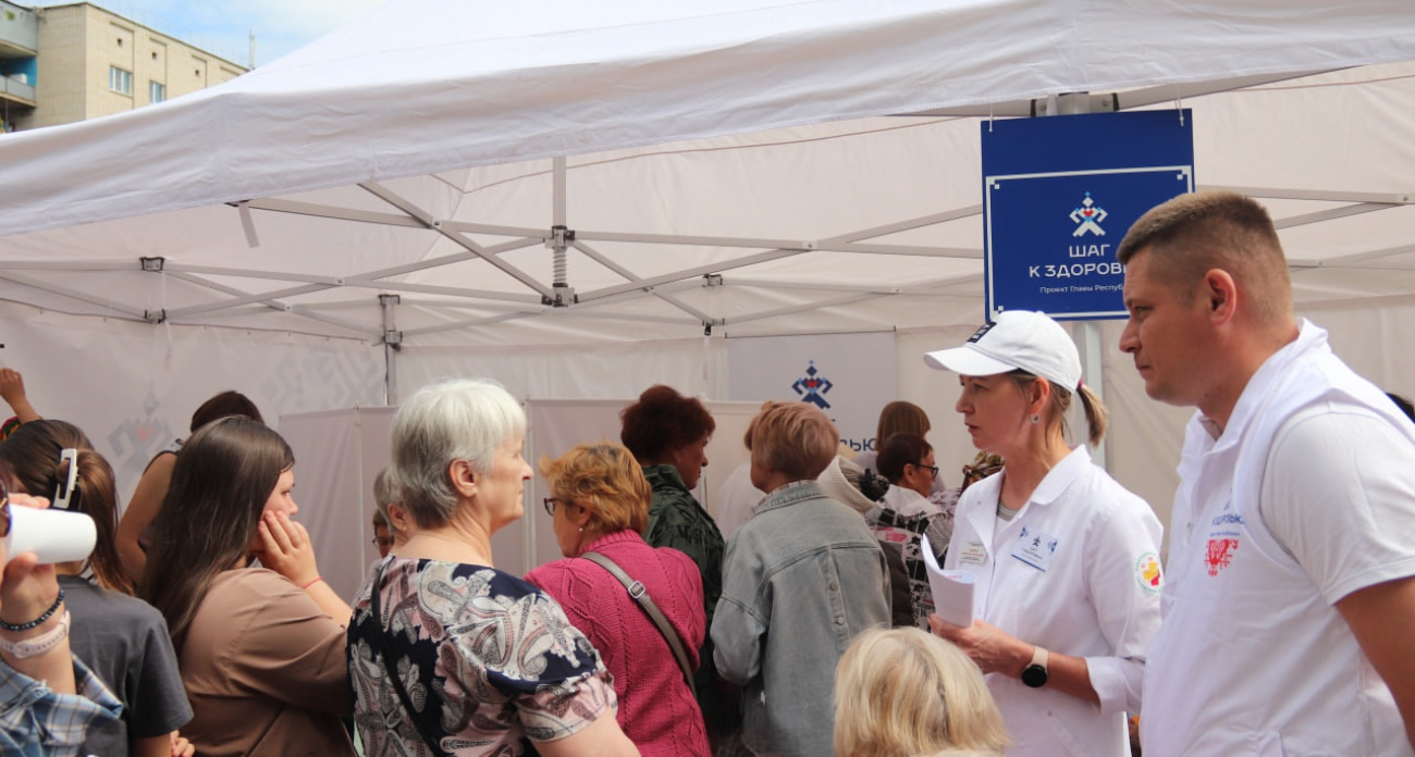 Новочебоксарцев обследовали в мобильном пункте здоровья