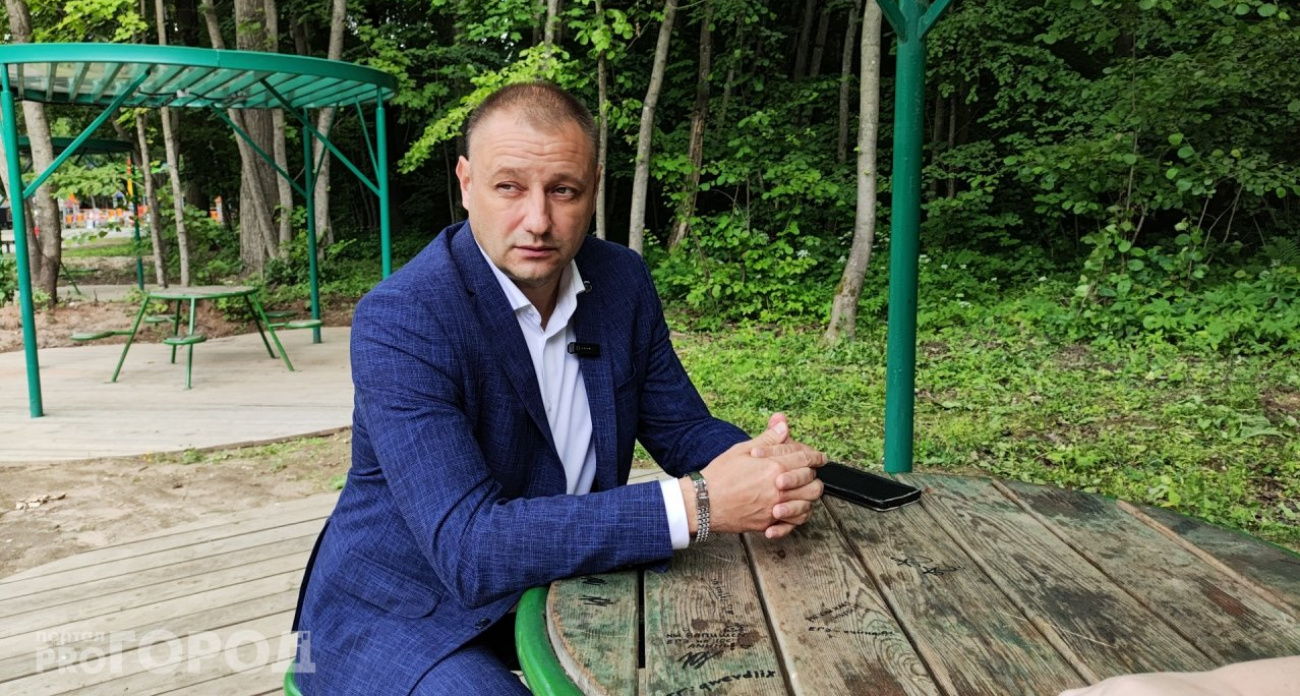 Снятый с должности глава Новочебоксарска Максим Семенов будет оспаривать свое увольнение в суде