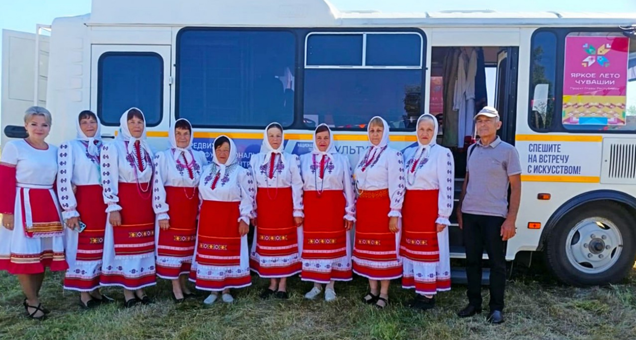 Семь районов Чувашии получат 66 миллионов рублей на мобильные культурные центры
