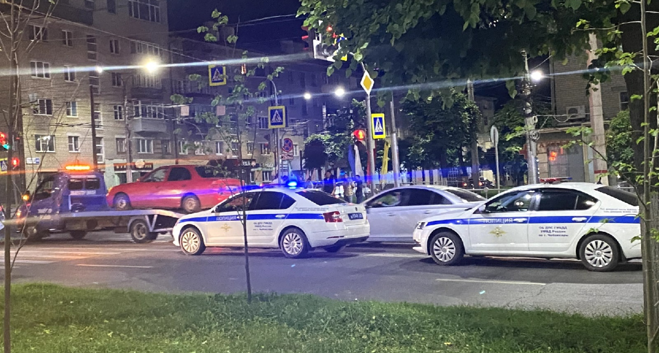 В Чувашии возбудили дело против группы мошенников, инсценировавших ДТП