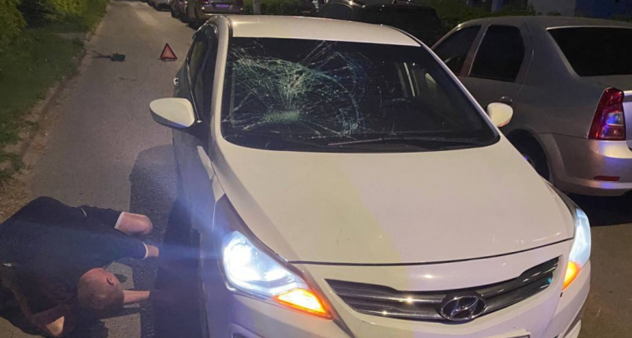 В Новочебоксарске школьник на самокате попал под колеса авто