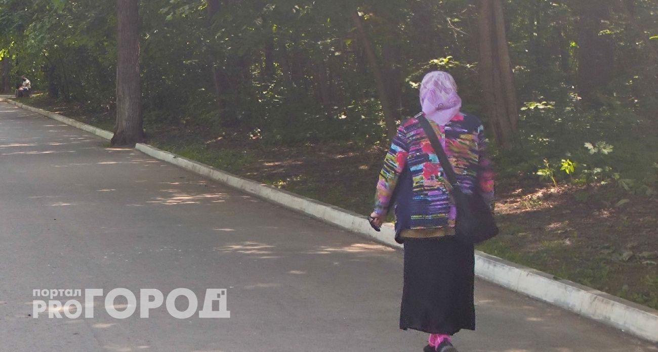 С 1 августа увеличили пенсии работающим пенсионерам и людям старше 80 лет