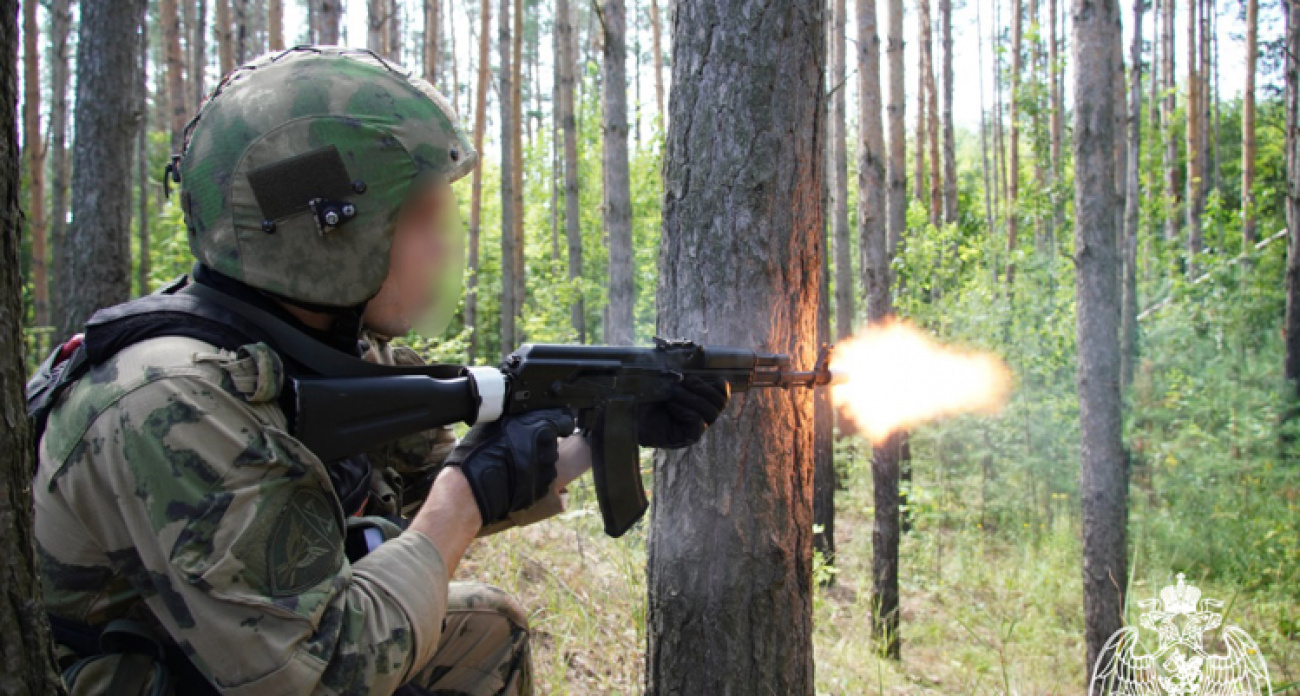 Росгвардейцы провели учения по борьбе с террористами в Чувашии