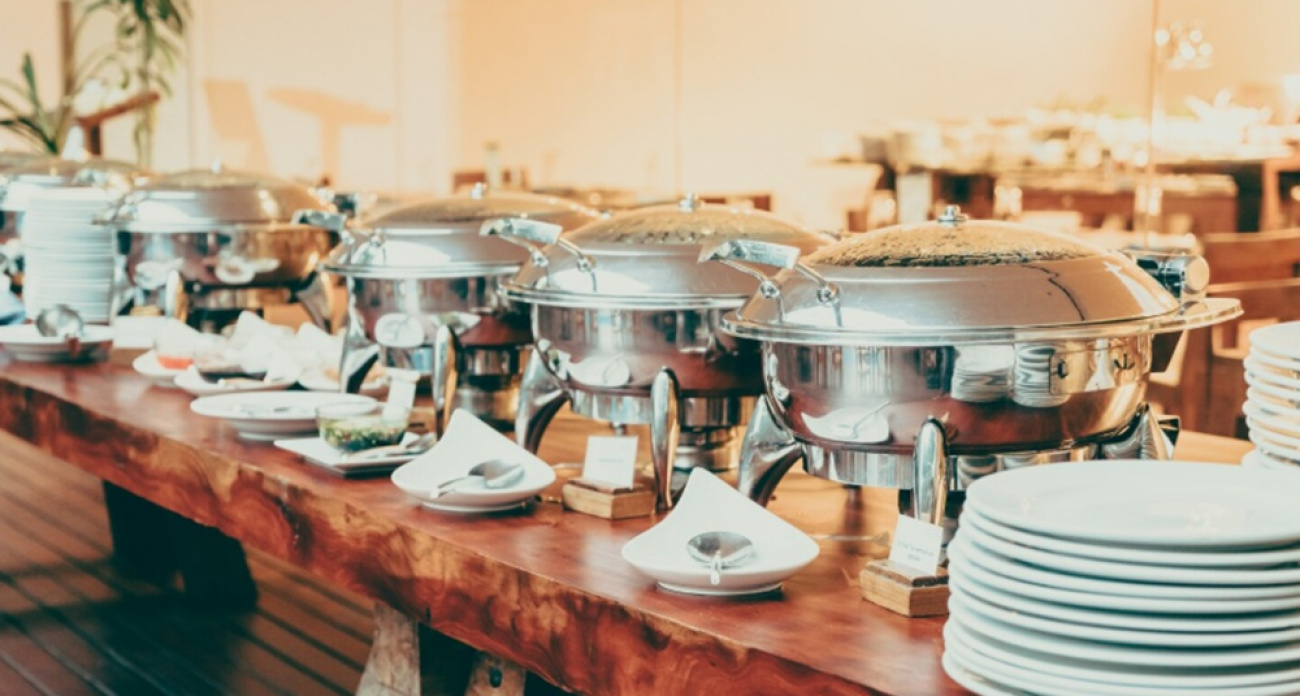 5 самых неприятных вещей на шведском столе – осторожно, может пропасть аппетит навсегда