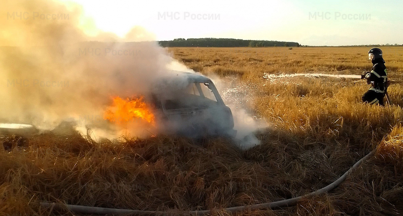 В Чувашии за сутки сгорели два автомобиля