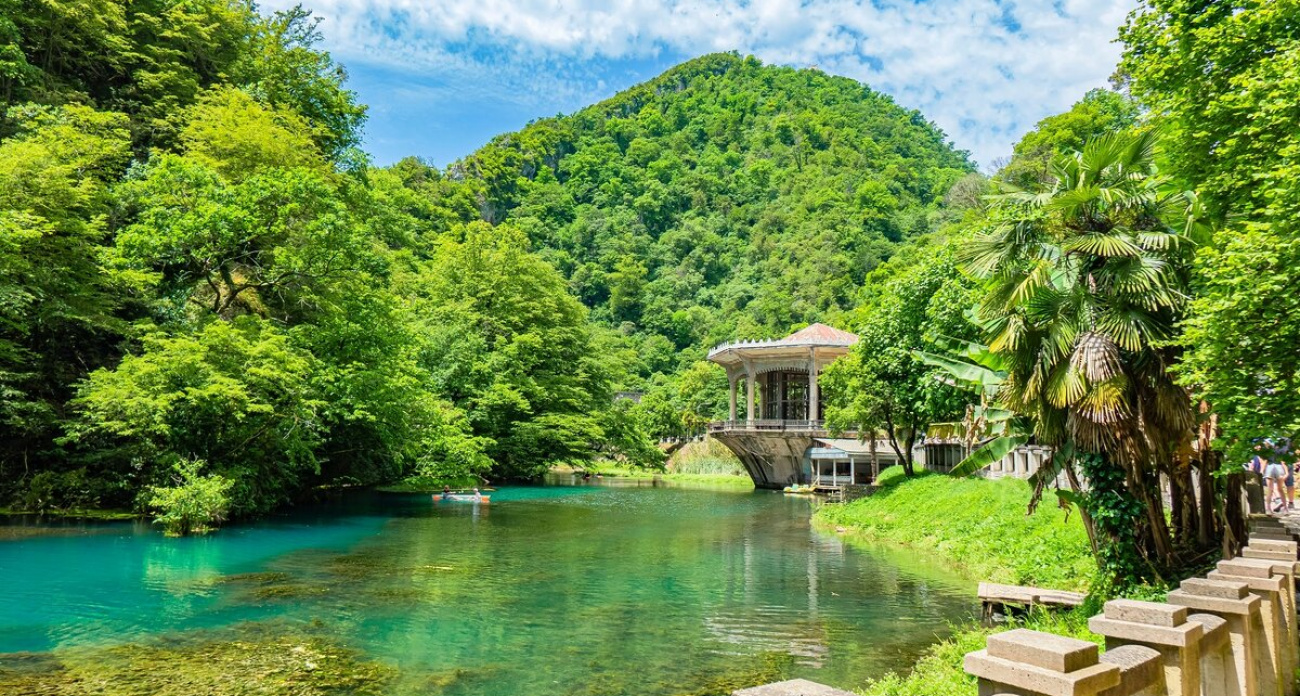 Юг и север оказались не братьями: шокирующий отзыв о переезде в Абхазию