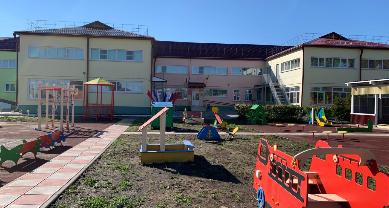 В Чувашии 20 образовательных учреждений получили гранты по 500 тысяч рублей на инновации