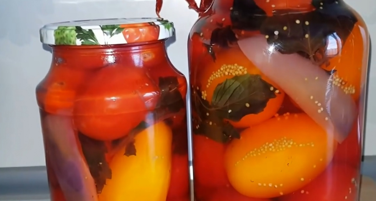 Секрет идеальных томатов на зиму: рассол настолько вкусный, что выпьют до капли