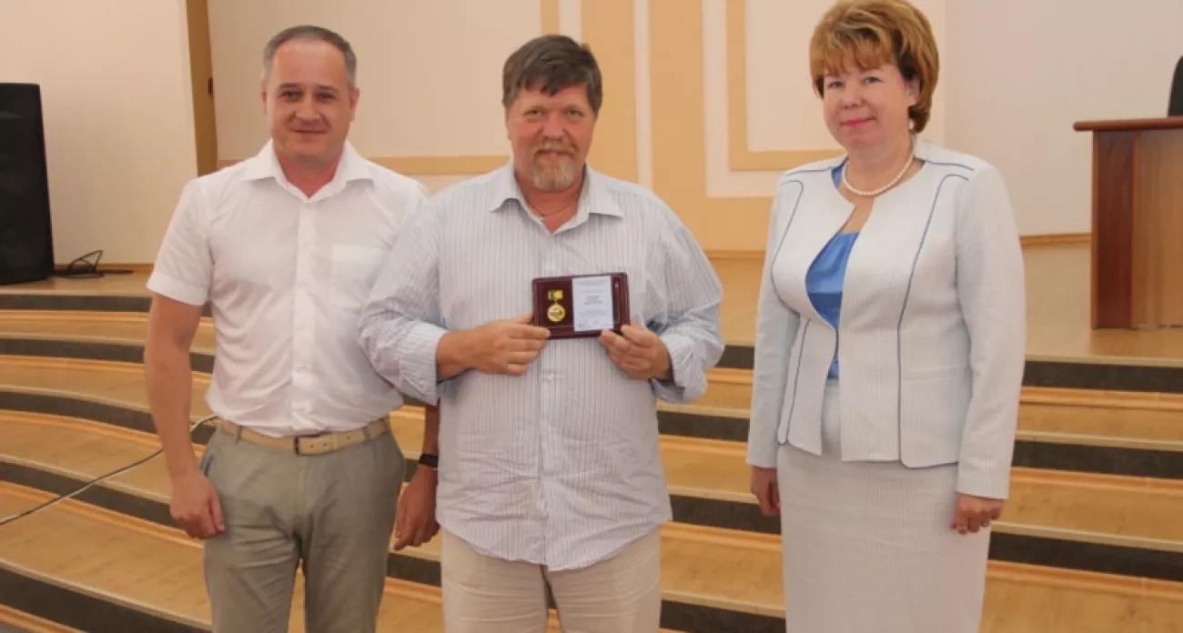 Новочебоксарск: учреждена спецмедаль ко Дню города и лазертаг-танцы времен СССР - главные новости за 27 августа