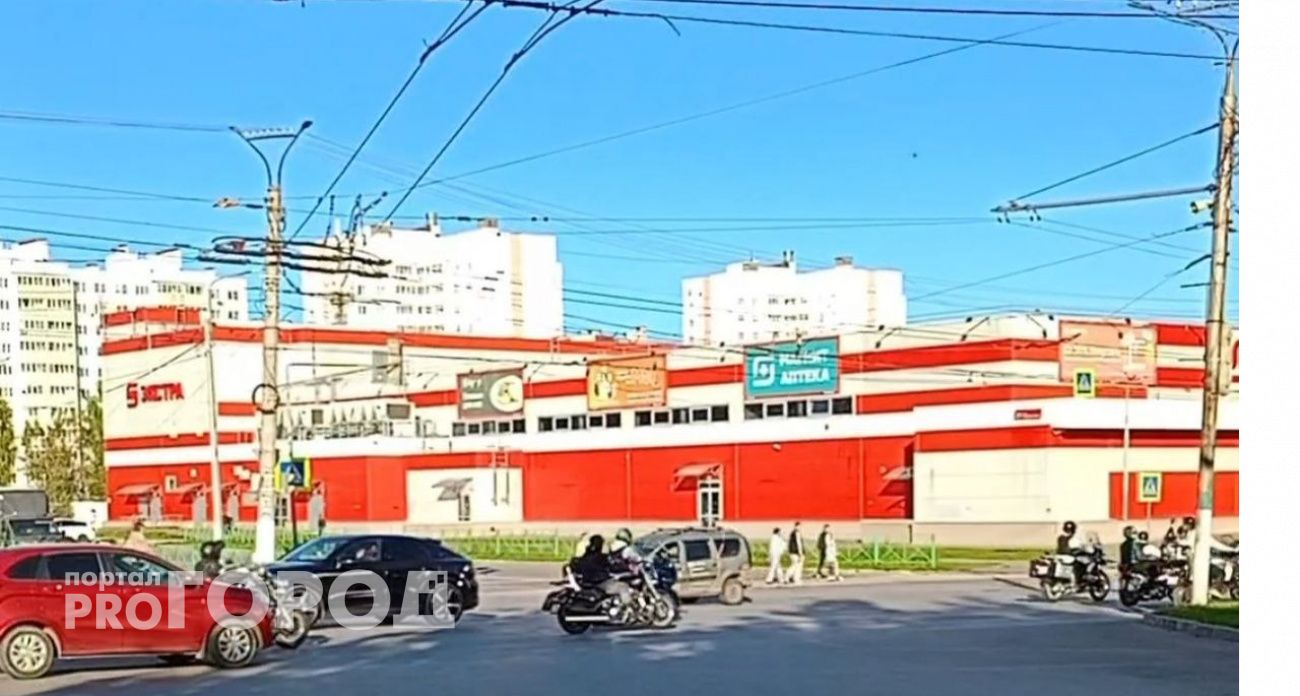 В Новочебоксарске заметили свадьбу, которую проводили на мотобайках 