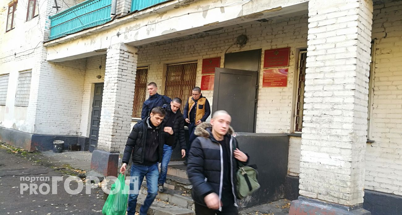 Госдума предложила проводить призыв в армию круглый год