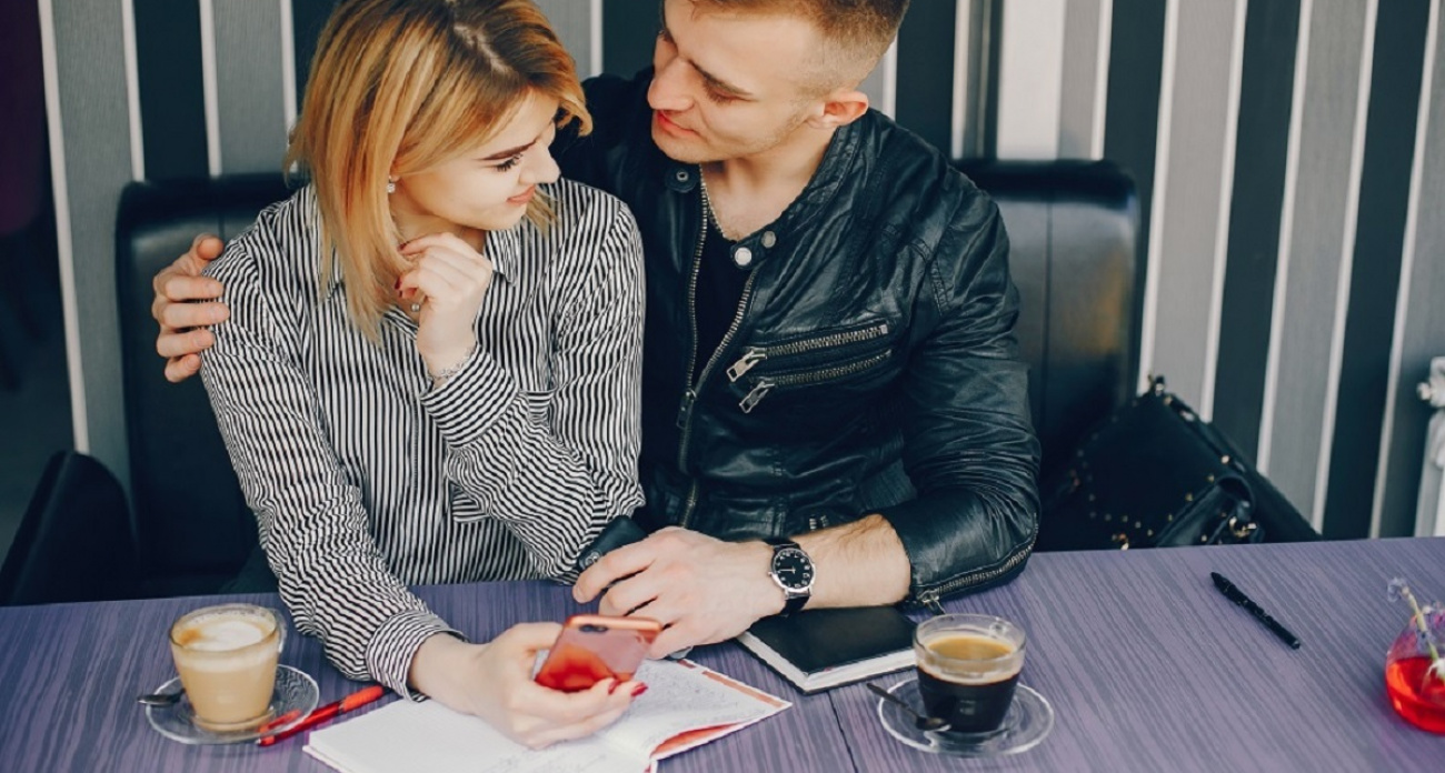 Рожденные в эти даты обречены на счастливую любовь: нумерологи раскрыли формулу идеальных пар