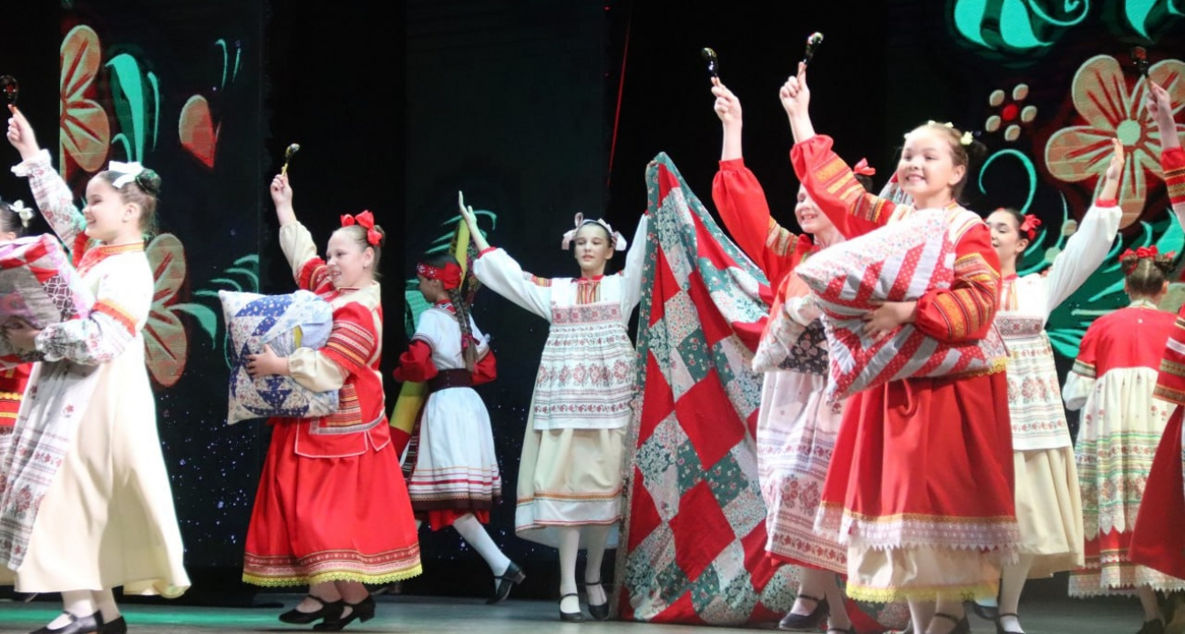 В Новочебоксарске состоялся впечатляющий концерт в честь Дня пожилых