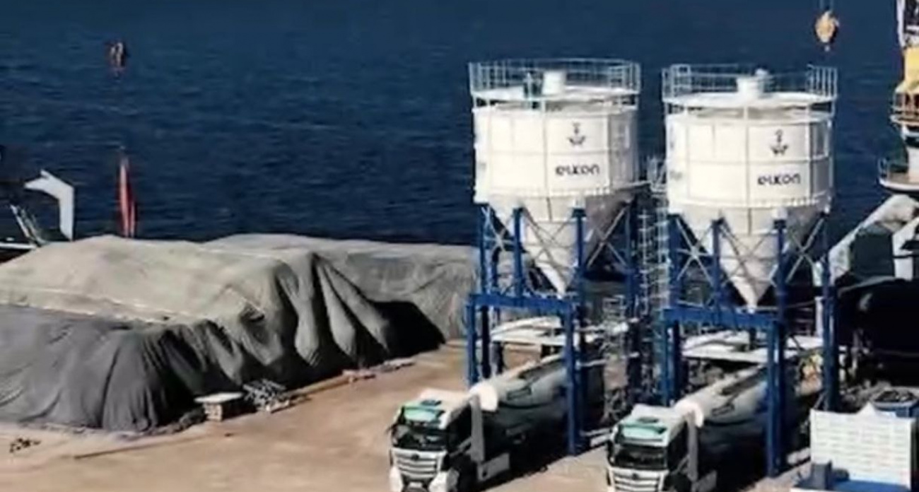 В Новочебоксарском порту заработал первый в Чувашии цементный терминал