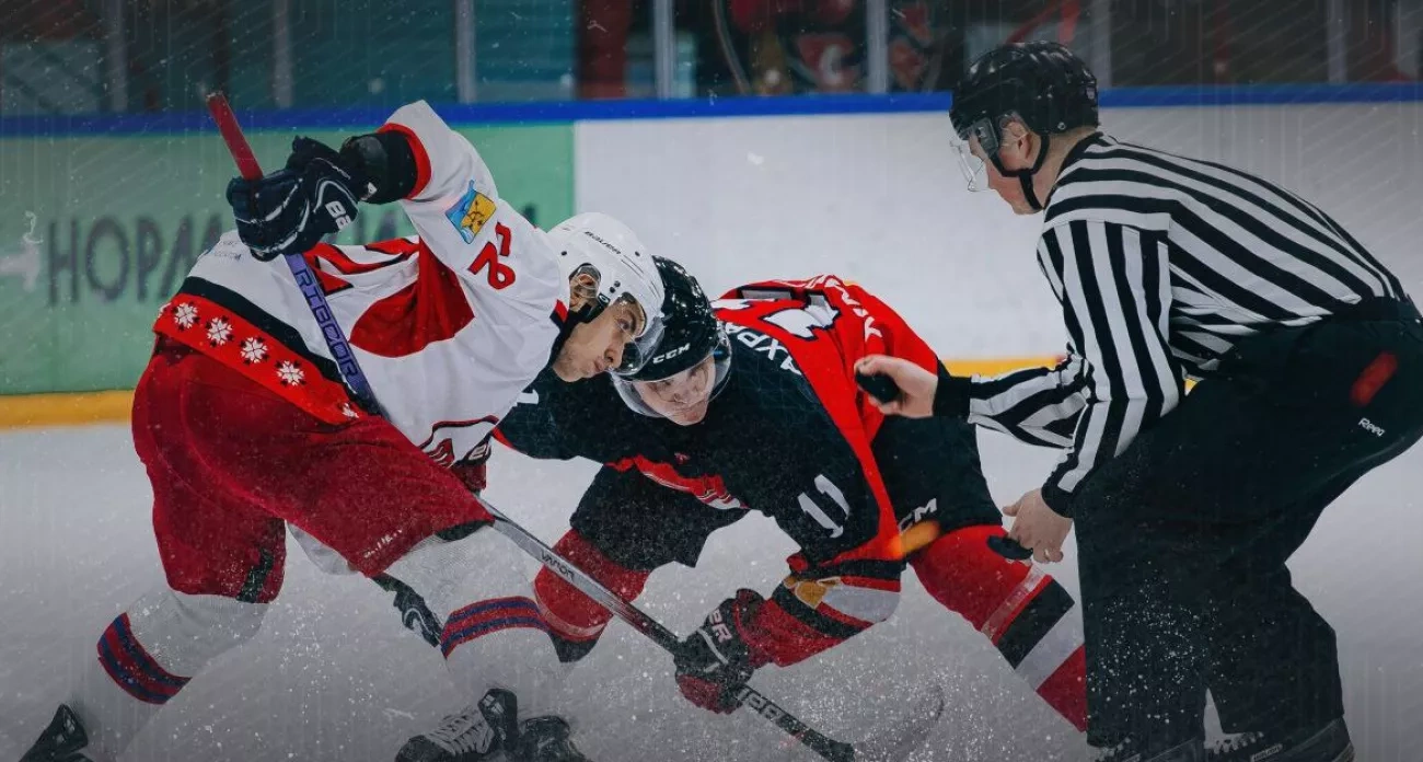 Новочебоксарск: хоккеисты обменялись победой с Удмуртией, причалы за 945 млн - главные новости за 4 октября