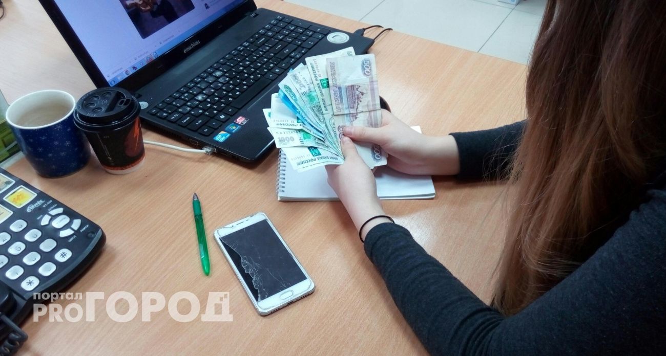 Рискуют недополучить зарплату: массовые ошибки в зарплатах грозят работникам из-за спешного внедрения новых правил