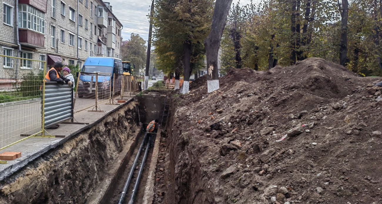 Власти Новочебоксарска проверили ход работ по замене теплотрасс: выявлены нарушения