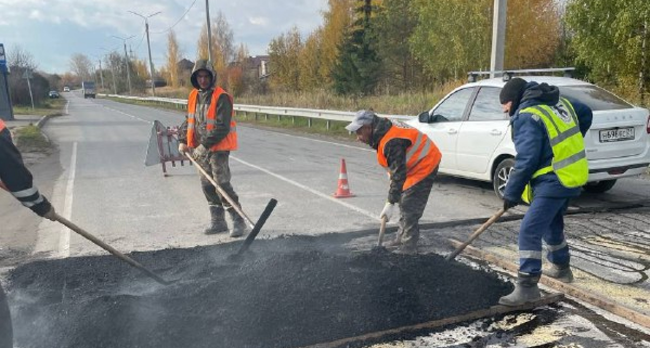 На дорогах Новочебоксарска устанавливают искусственные неровности