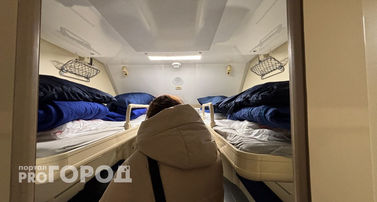 Шумно, тесно и пахнет: эти “проклятые” места в поезде испортят всю вашу поездку 