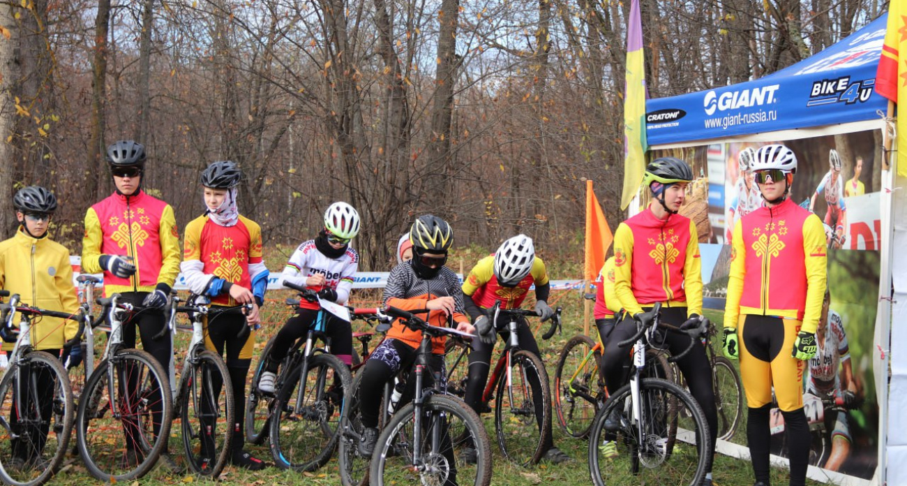 Ельниковская роща Новочебоксарска приняла участников соревнований по маунтинбайку