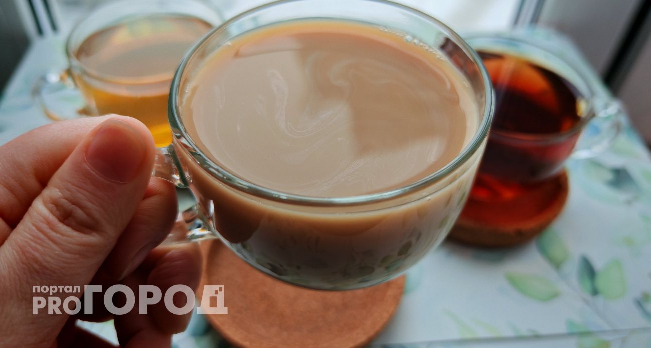 Снижает риск инфаркта, но сушит мозг: сколько чашек кофе можно пить в день