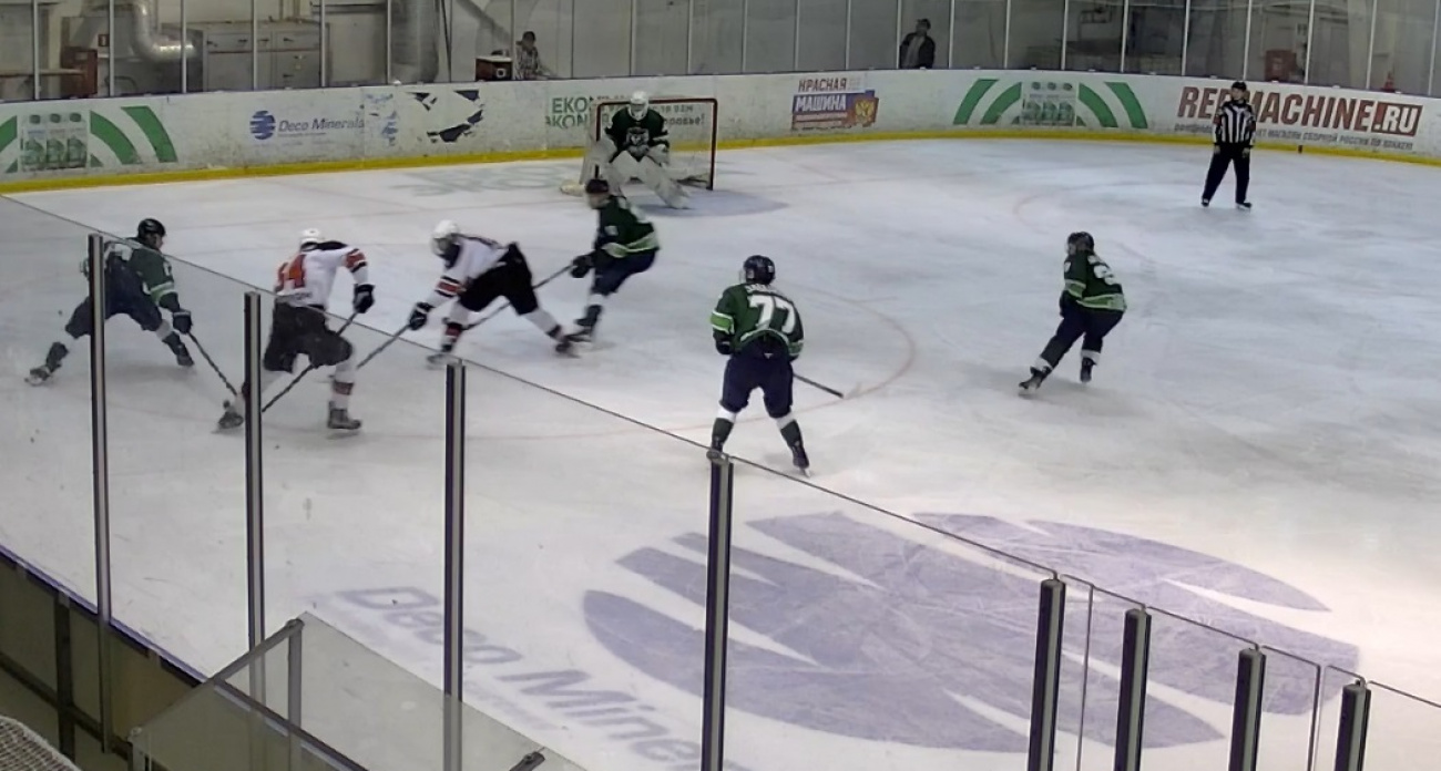 Новочебоксарский "Сокол" взял реванш и одержал победу над ХК "ЭкоНива" из Боброва