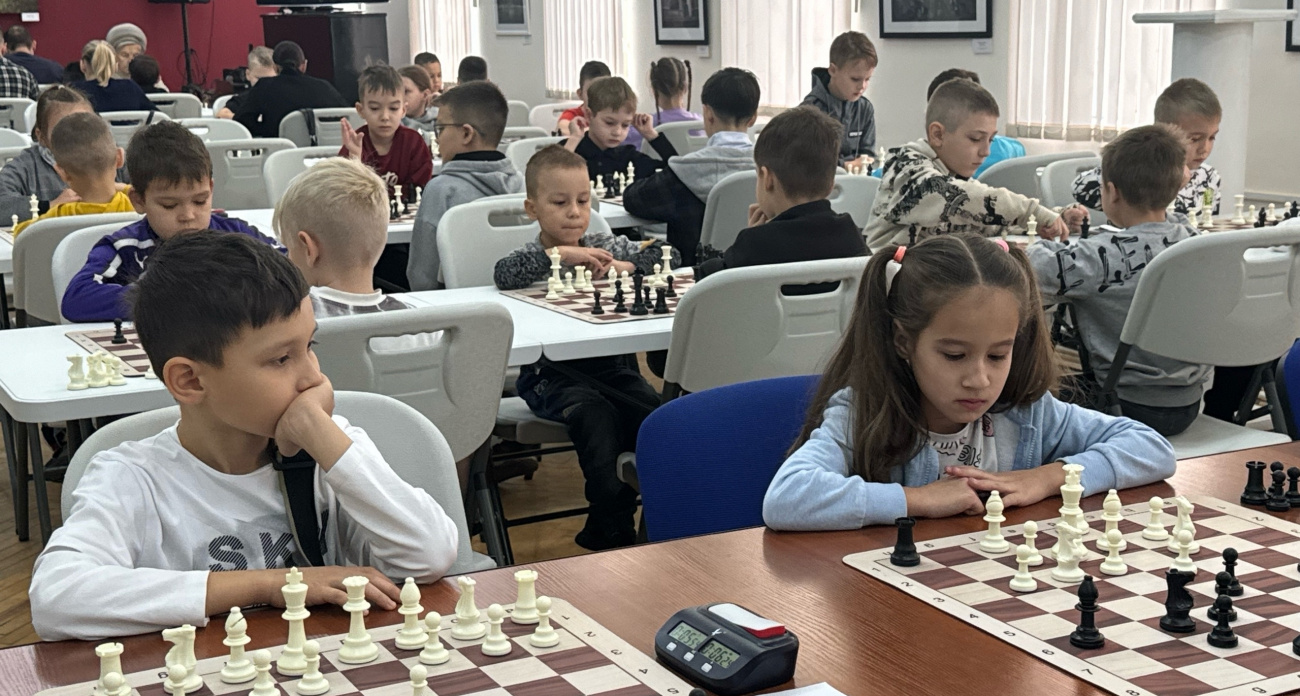 В Новочебоксарске прошло первенство по шахматам: 123 участника и всего несколько победителей