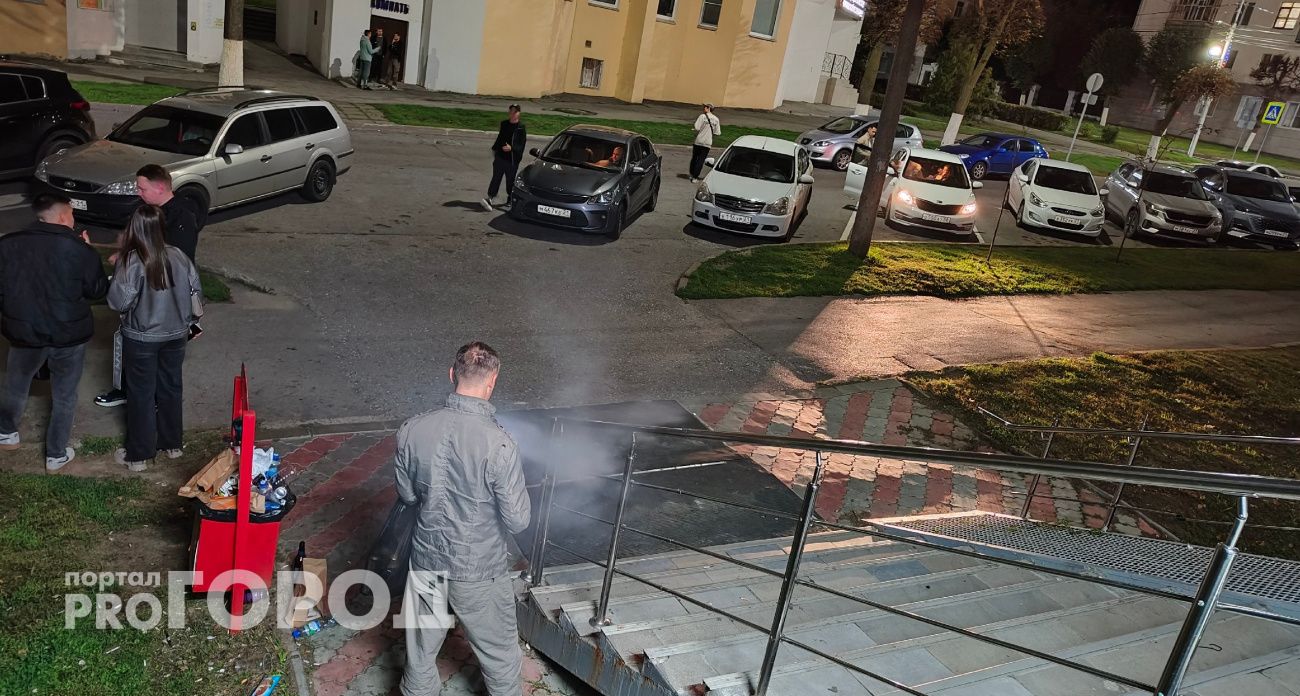 Курильщиков в домах ждут рейды и штрафы за дым на балконах