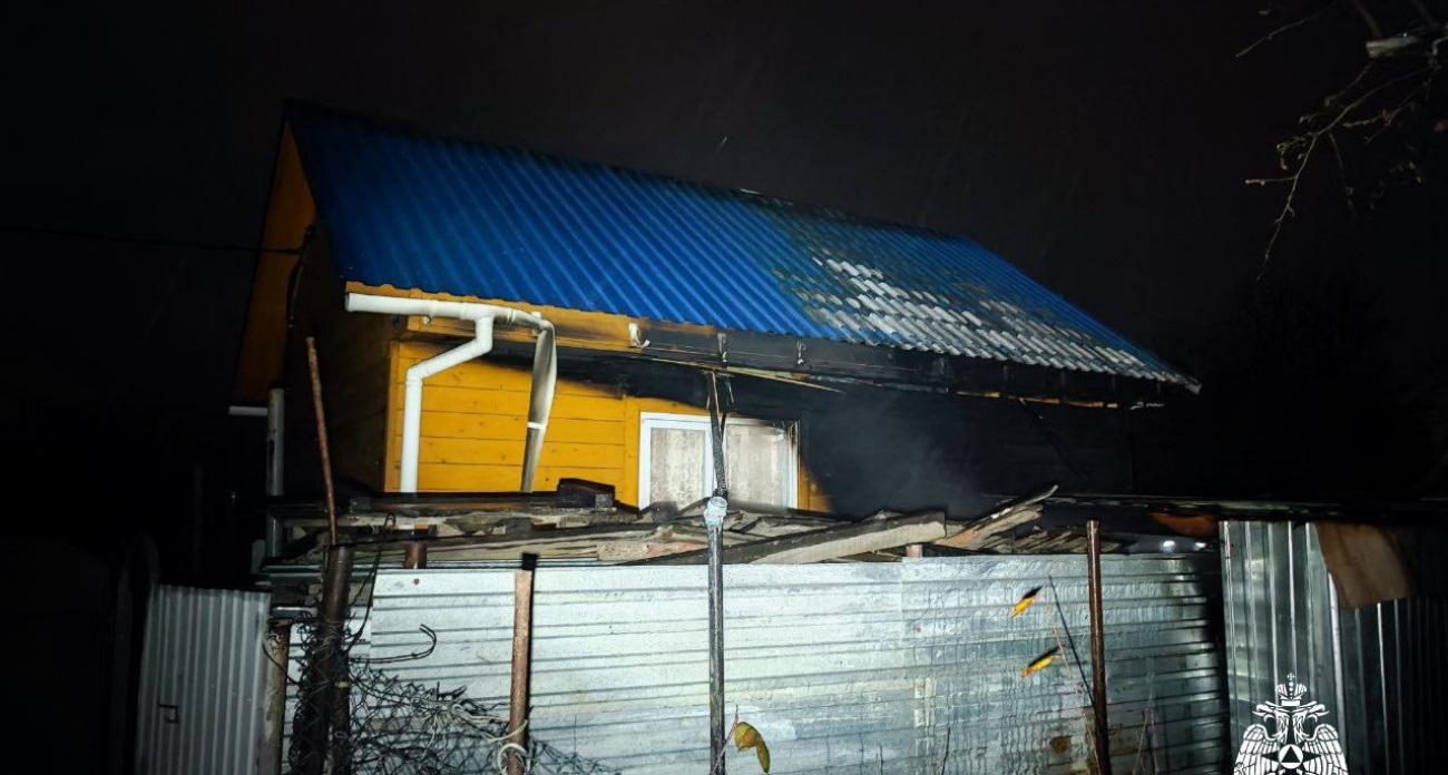 Пожарные Чувашии за сутки потушили пять пожаров и помогли в четырех ДТП