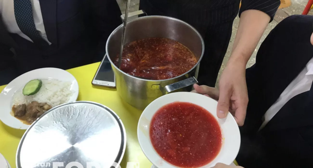 Рецепт борща 1952 года раскрыл главную ошибку: почему современный борщ получается бледным и безвкусным