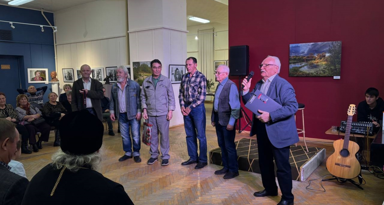 В Новочебоксарске прошло открытие выставки известного юбиляра