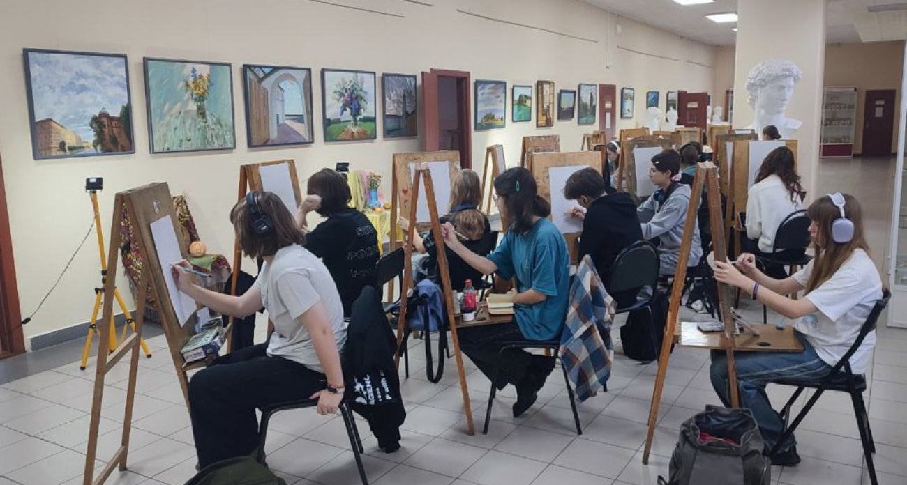 Ученики школы искусств Новочебоксарска посоревновались в художественном мастерстве