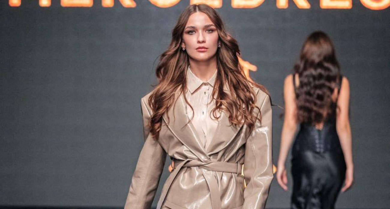 Студентка из Новочебоксарска участвует в показе мод известного российского дизайнера