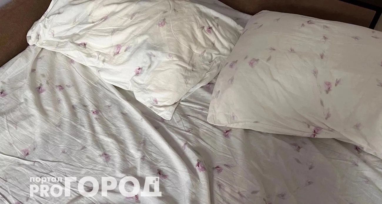 Вечерняя привычка, которая медленно разрушает ваш интеллект: неврологи назвали главного врага мозга перед сном