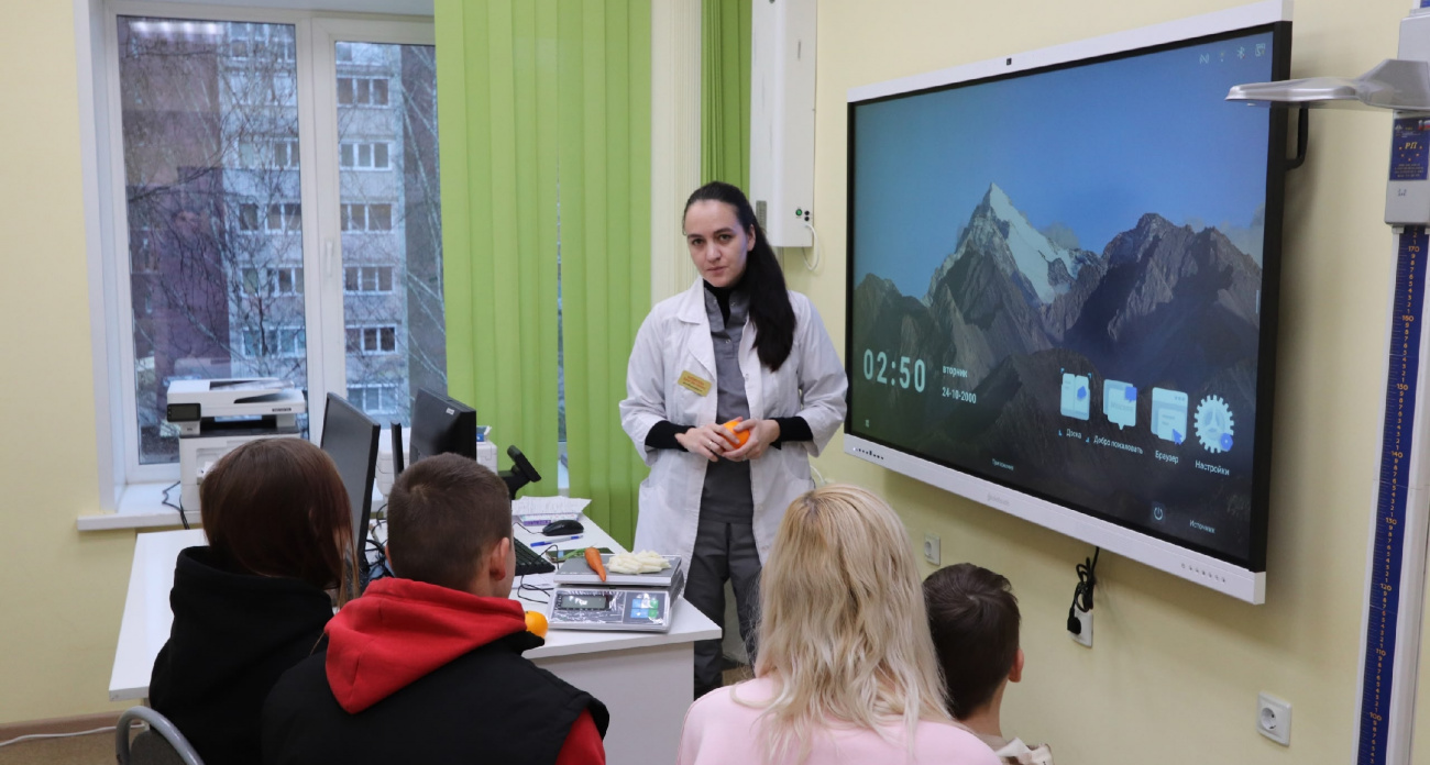 Врач из Новочебоксарска проводит лекции для больных диабетом детей