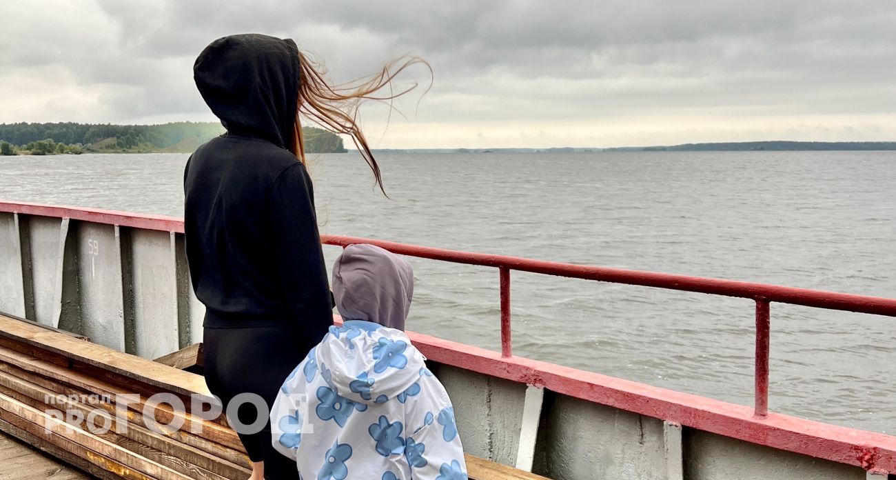 Суд заставил новочебоксарку обеспечивать сына и дочь