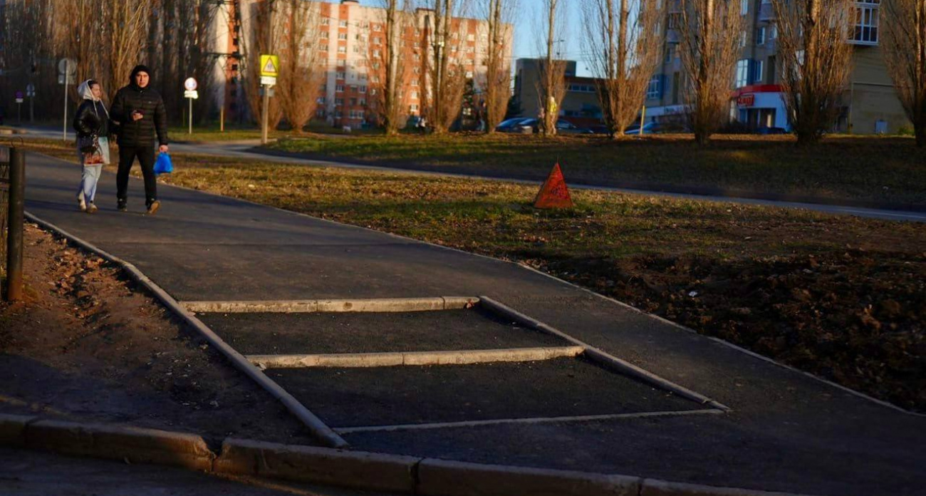 В Чебоксарах комиссия проверяет качество новых тротуаров