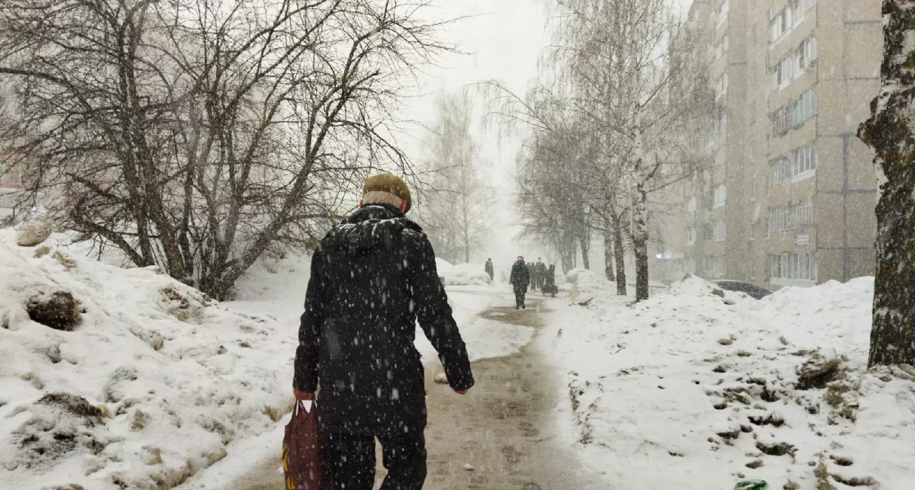 Снежная стена накроет регион: синоптики предупреждают о кардинальной смене погоды