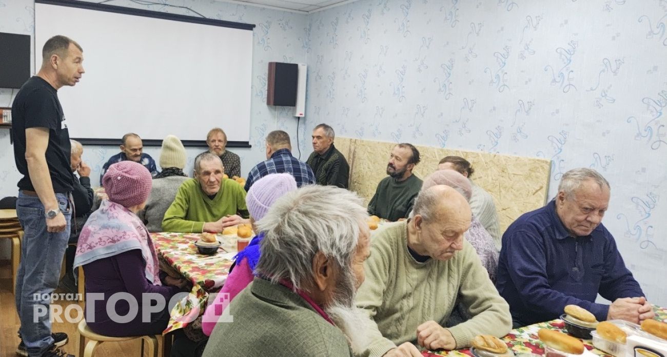 Новочебоксарец открыл в городе пункт помощи бездомным и малоимущим: "Теперь не нужно стоять на снегу с тарелкой еды"