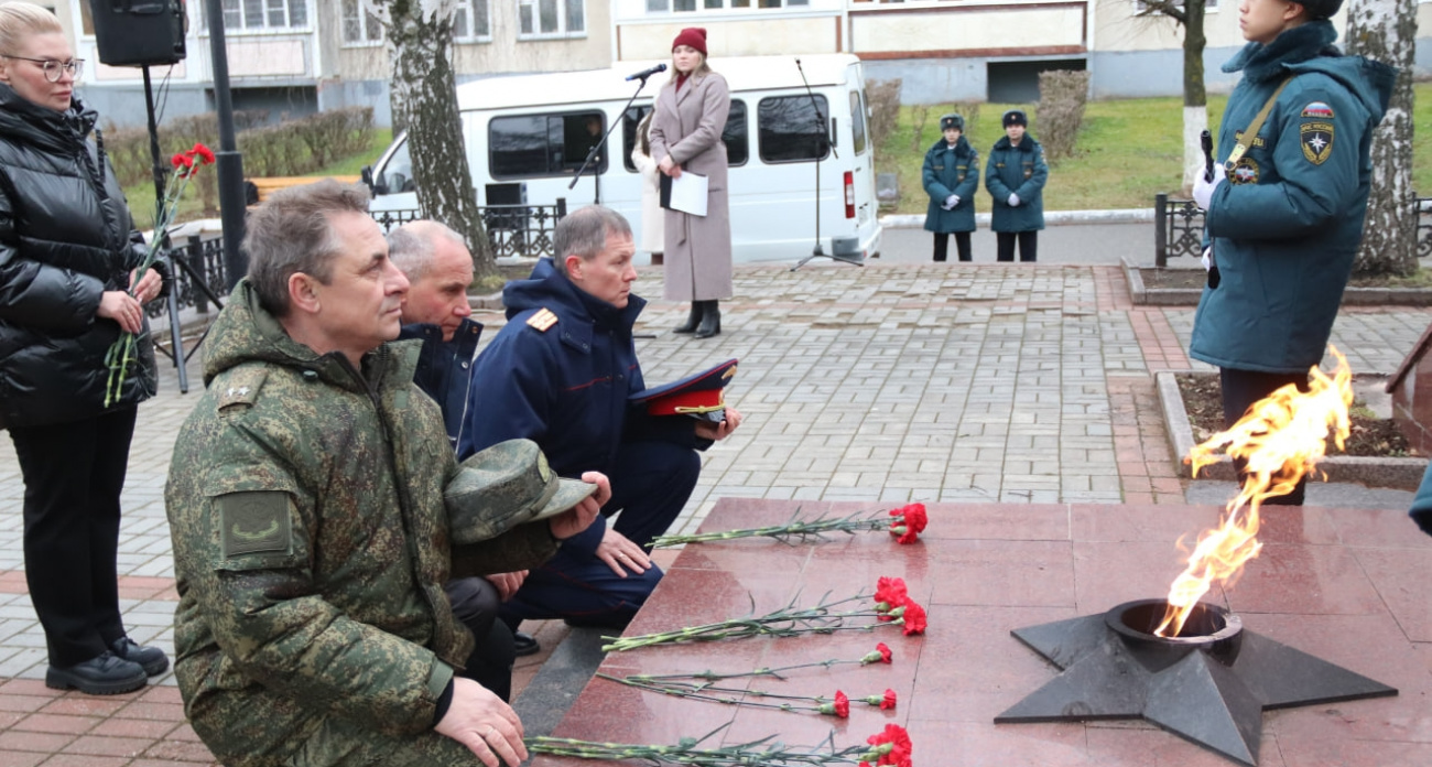 В Новочебоксарске почтили память Неизвестного Солдата