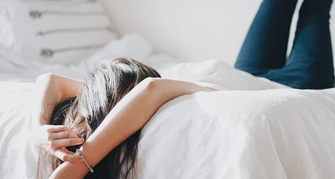 Опасный враг в вашей постели: почему врачи так долго молчали об этом источнике болезней